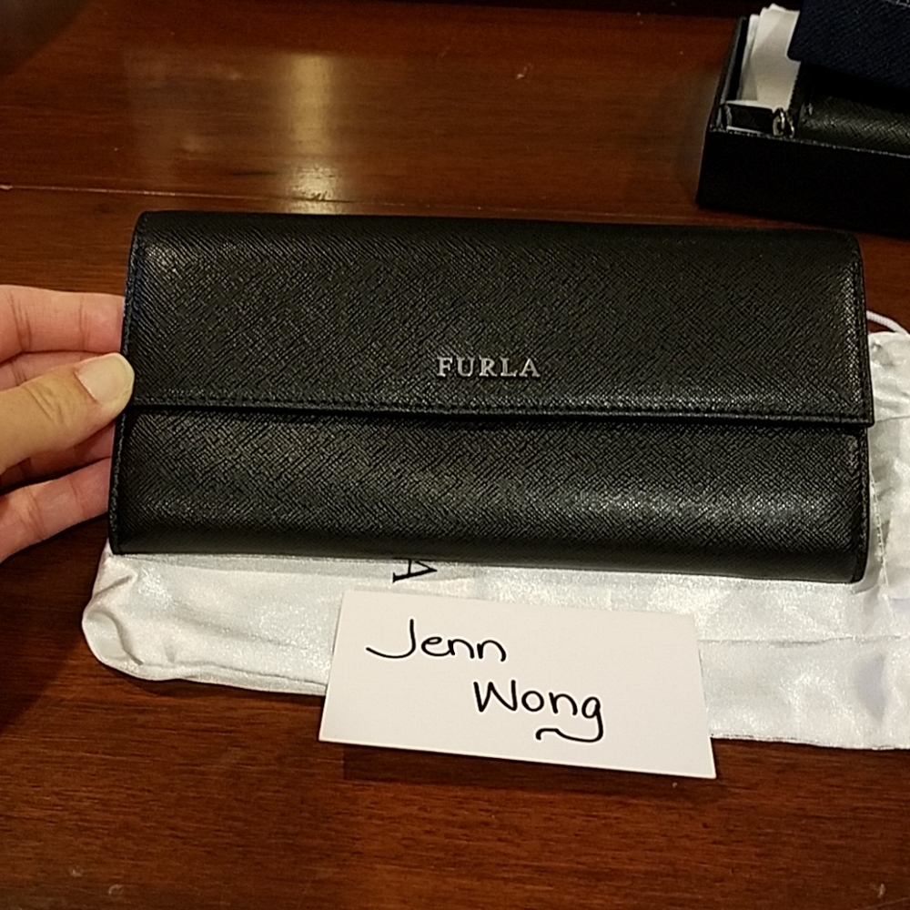 Furla Classic XL Flap Wallet